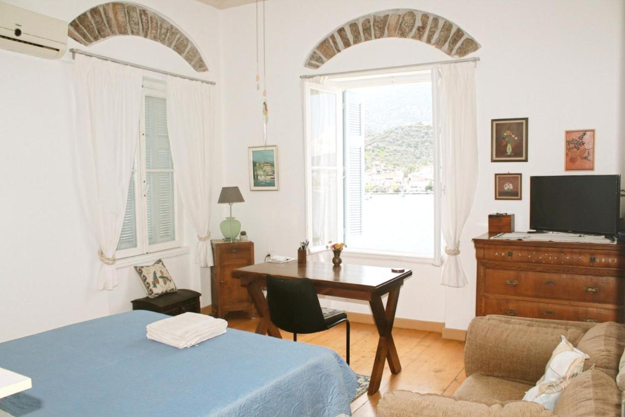Magdalene'S House Apartment Poros Town Exterior photo